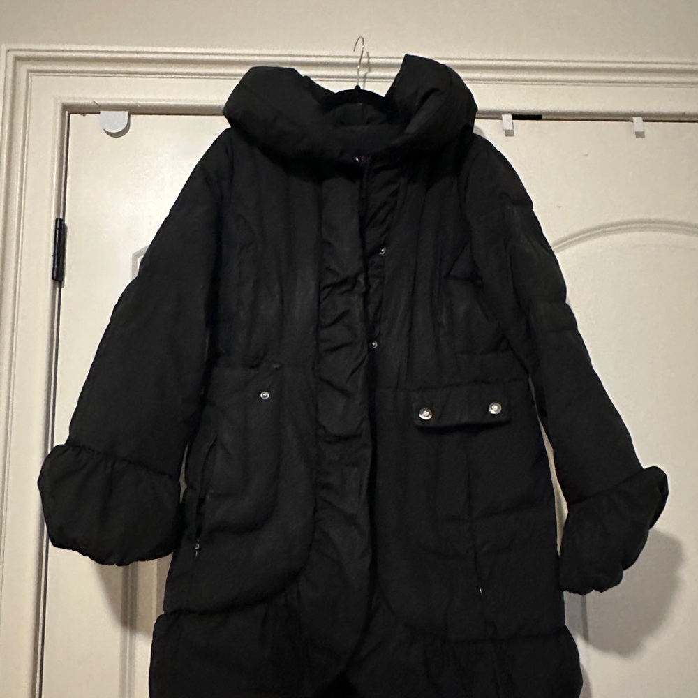 Betsy Johnson Women's Black Ruffle Puffer Jacket